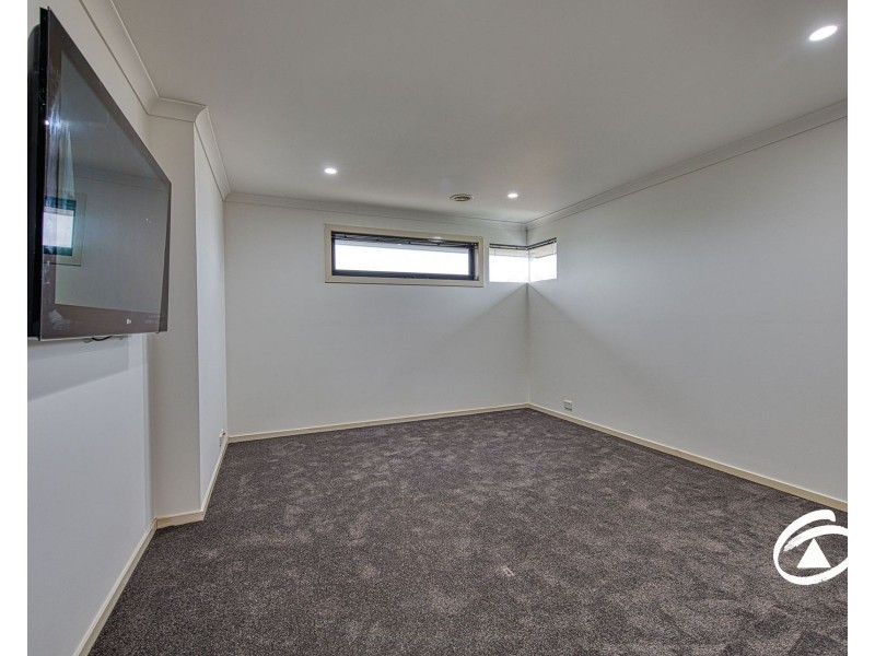 5 Rubina Court, Berwick VIC 3806