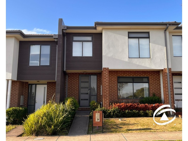 4 Todd Lane, Pakenham VIC 3810