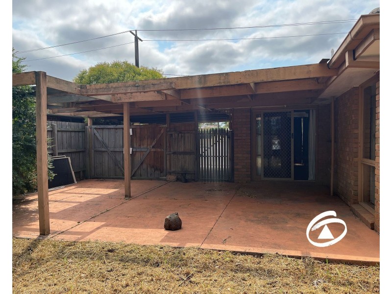 130 Warana Drive, Hampton Park VIC 3976