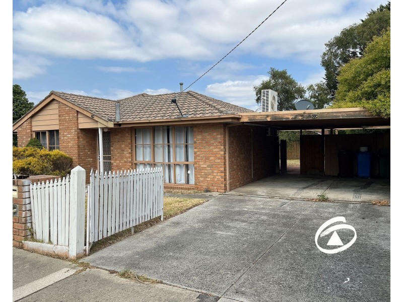 130 Warana Drive, Hampton Park VIC 3976