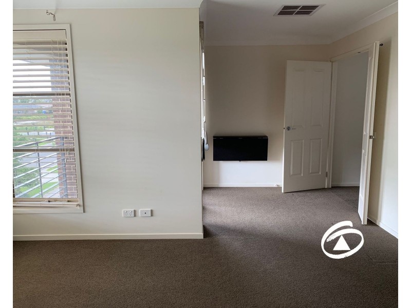 7 Longmeadow Road, Officer VIC 3809