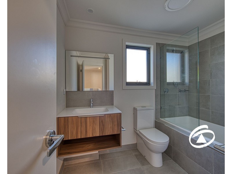 71 Billy Buttons Drive, Narre Warren VIC 3805