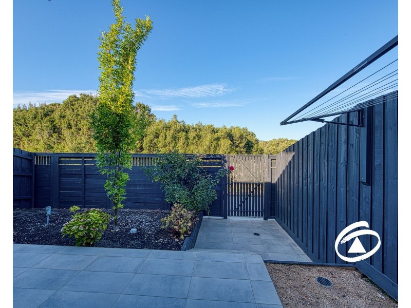 71 Billy Buttons Drive, Narre Warren VIC 3805