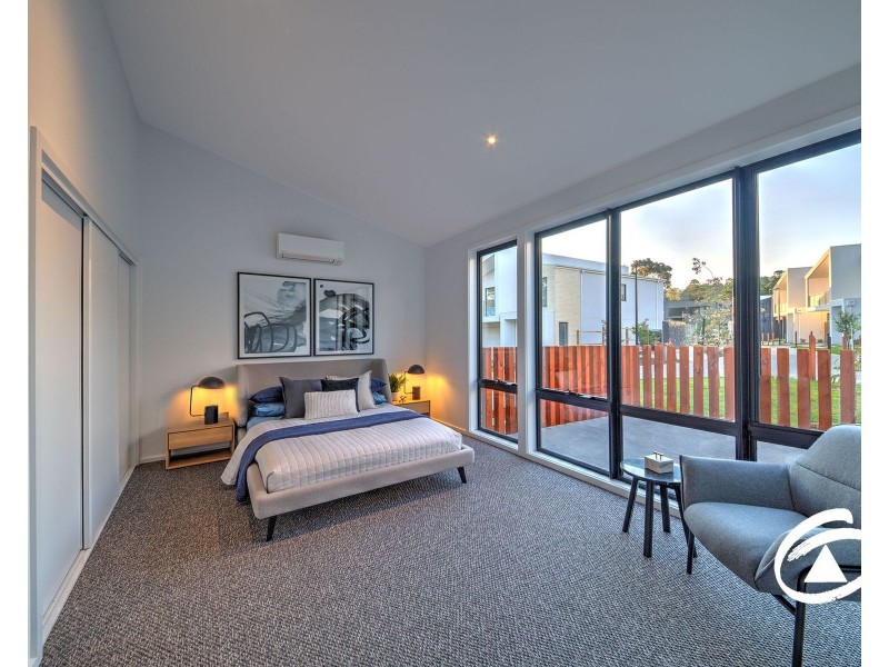 29 Willowdene Way, Berwick VIC 3806