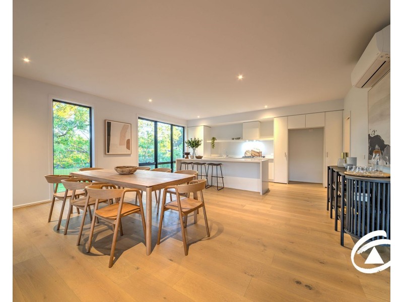 29 Willowdene Way, Berwick VIC 3806