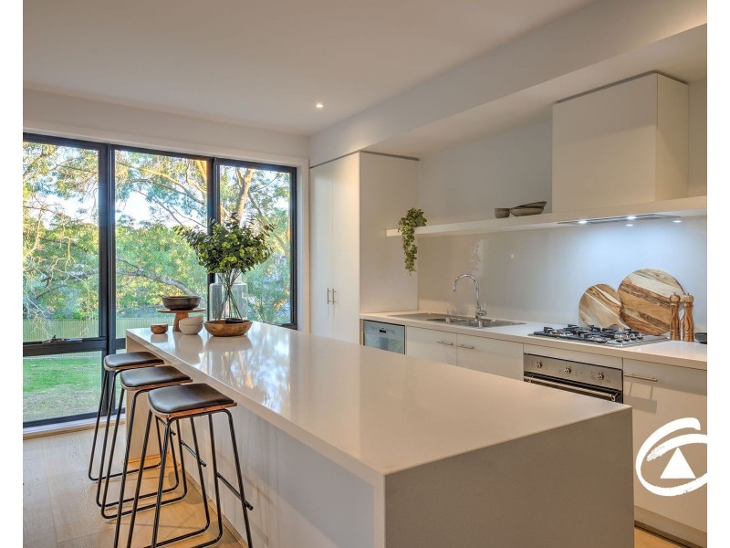 29 Willowdene Way, Berwick VIC 3806