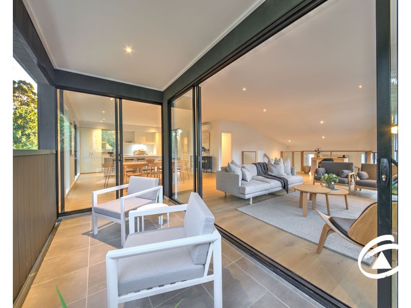 29 Willowdene Way, Berwick VIC 3806