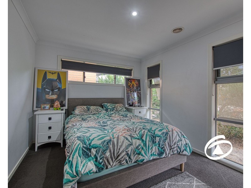 6 Comet Chase, Narre Warren South VIC 3805