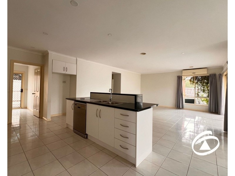 13 Vaucluse Street, Berwick VIC 3806