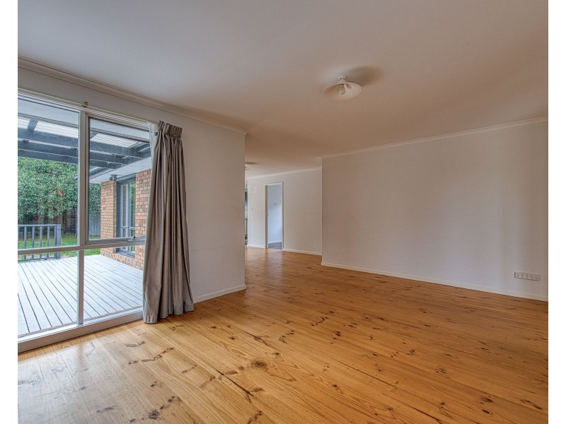 2 Elizabeth Court, Narre Warren VIC 3805