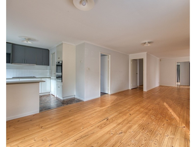 2 Elizabeth Court, Narre Warren VIC 3805