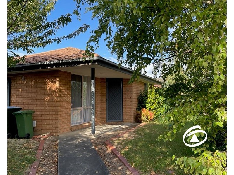 16 Pentland Drive, Narre Warren VIC 3805