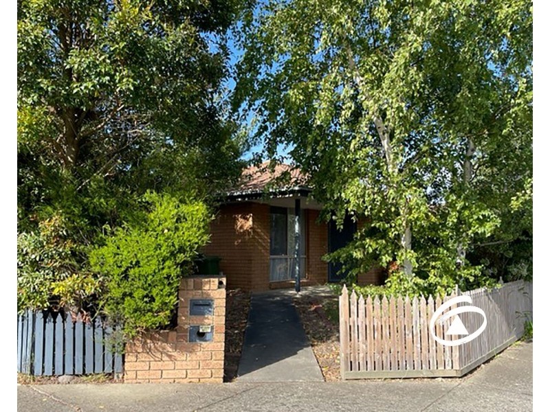 16 Pentland Drive, Narre Warren VIC 3805