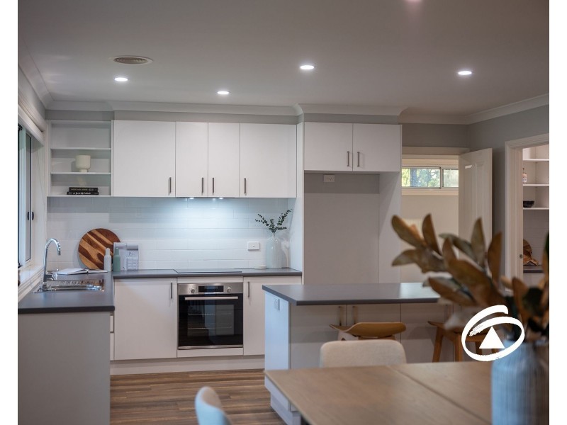 10 Maisie Road, Emerald VIC 3782