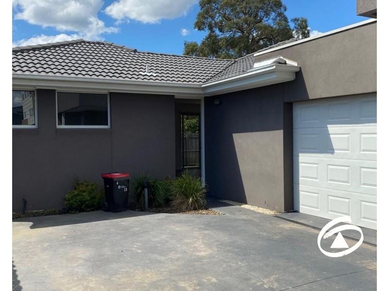 4/13 Grandview Avenue, Dandenong VIC 3175