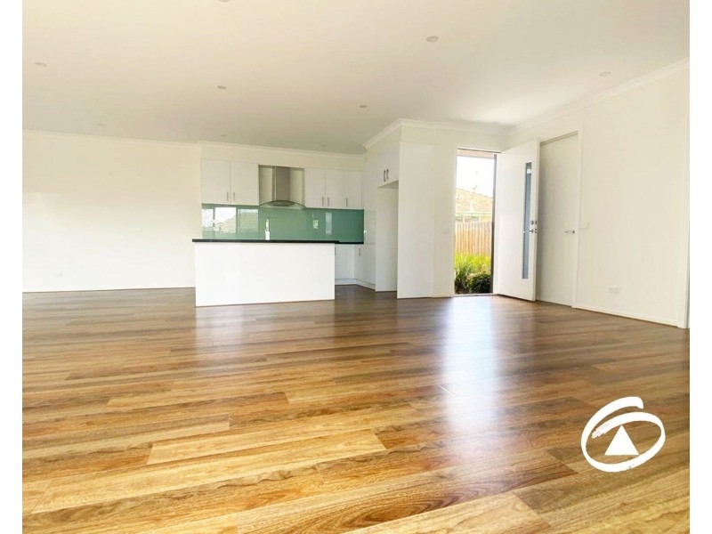 4/13 Grandview Avenue, Dandenong VIC 3175