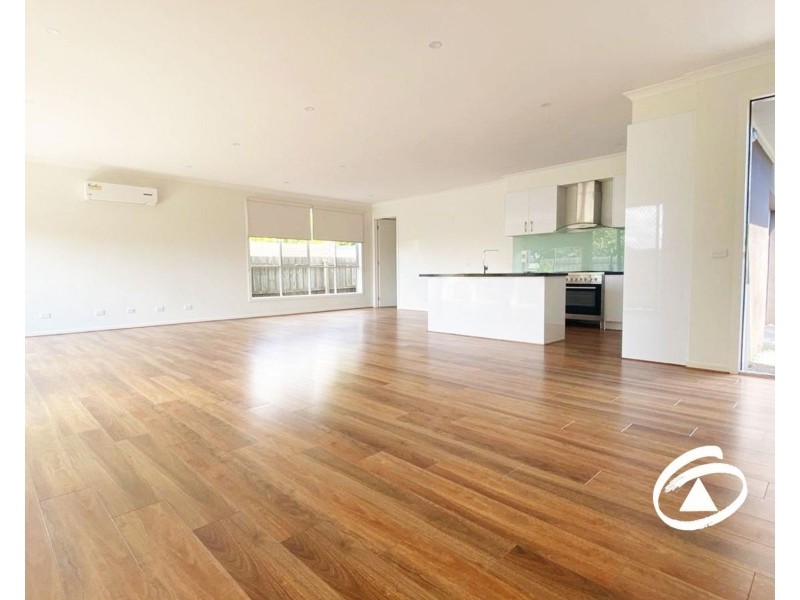 4/13 Grandview Avenue, Dandenong VIC 3175