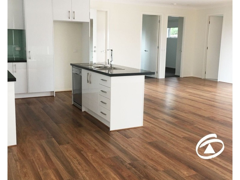 4/13 Grandview Avenue, Dandenong VIC 3175