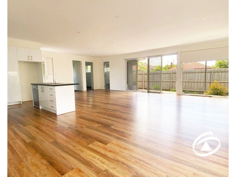 4/13 Grandview Avenue, Dandenong VIC 3175
