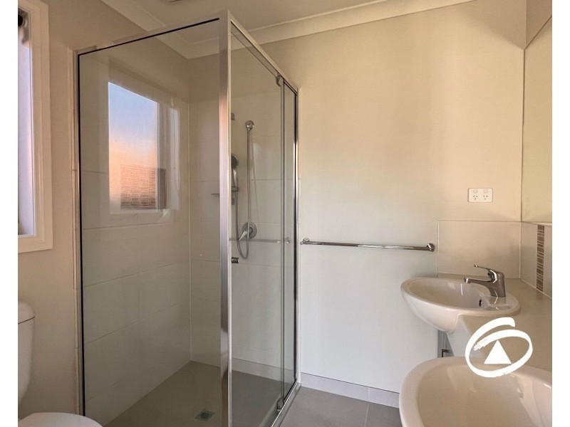 10 Matchett Drive, Clyde VIC 3978