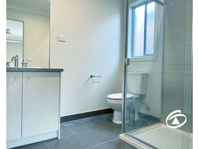 26 Botany Way, Cranbourne East VIC 3977