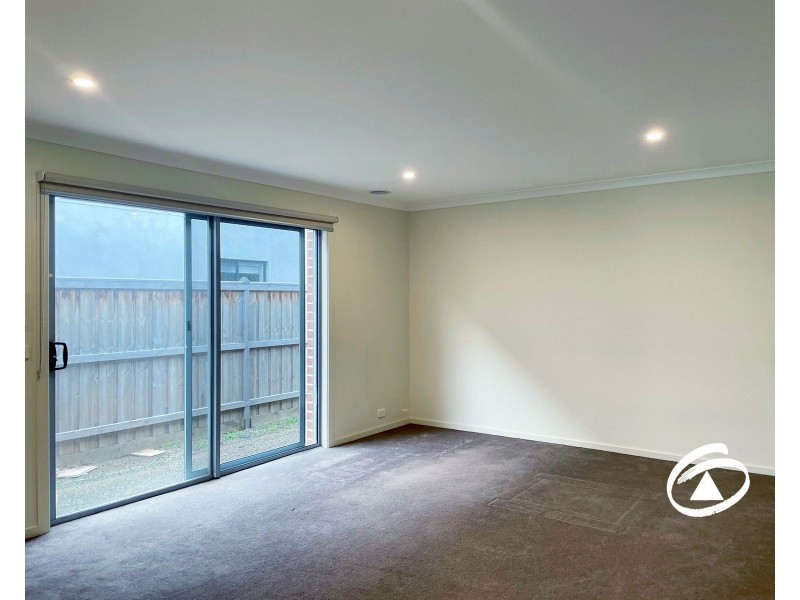 26 Botany Way, Cranbourne East VIC 3977