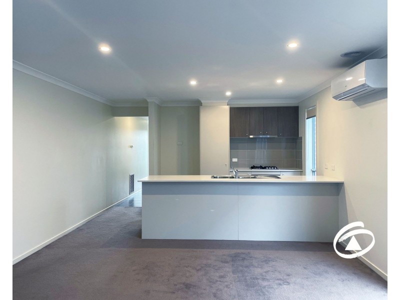 26 Botany Way, Cranbourne East VIC 3977