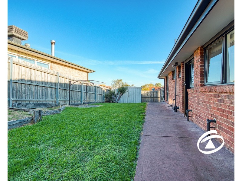 13 Opal Court, Narre Warren VIC 3805