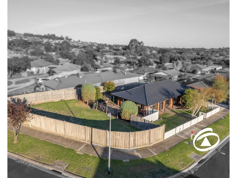 13 Opal Court, Narre Warren VIC 3805