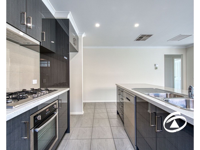 54 Poe Circuit, Officer VIC 3809