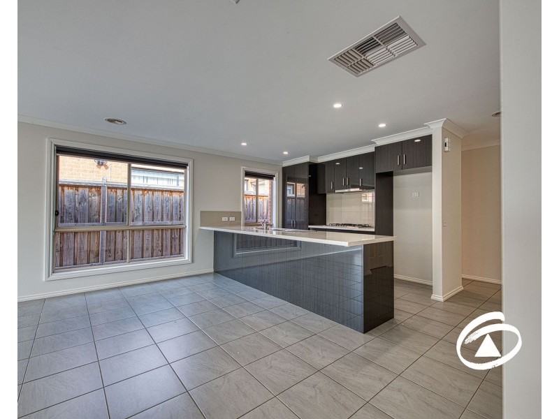 54 Poe Circuit, Officer VIC 3809