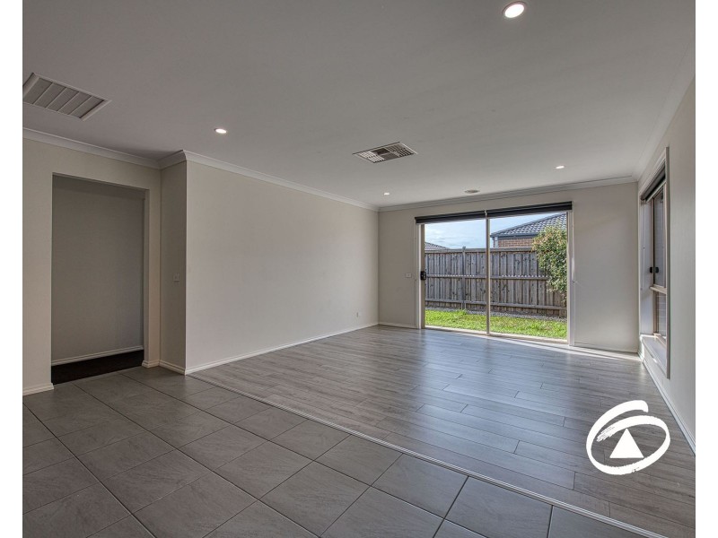 54 Poe Circuit, Officer VIC 3809