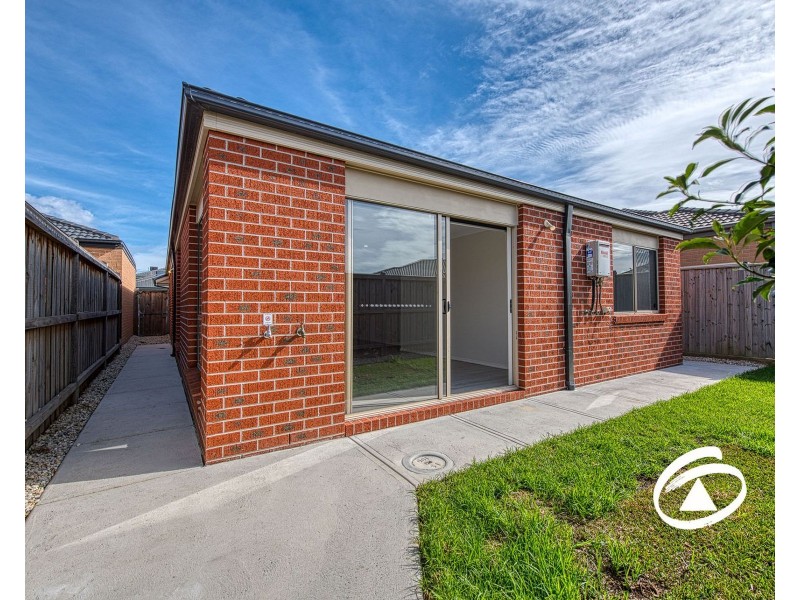 54 Poe Circuit, Officer VIC 3809