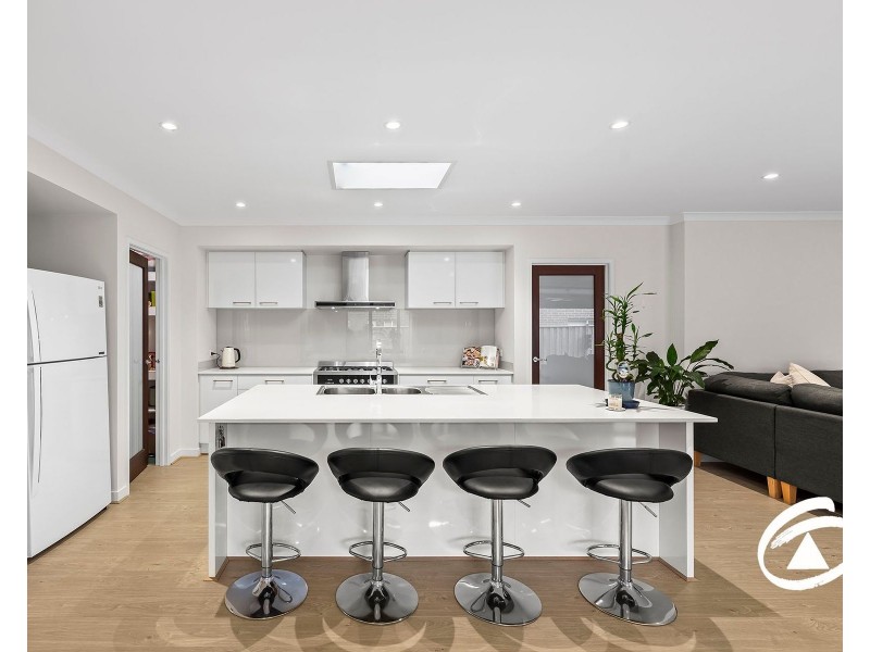 13 Moorgate Road, Clyde North VIC 3978