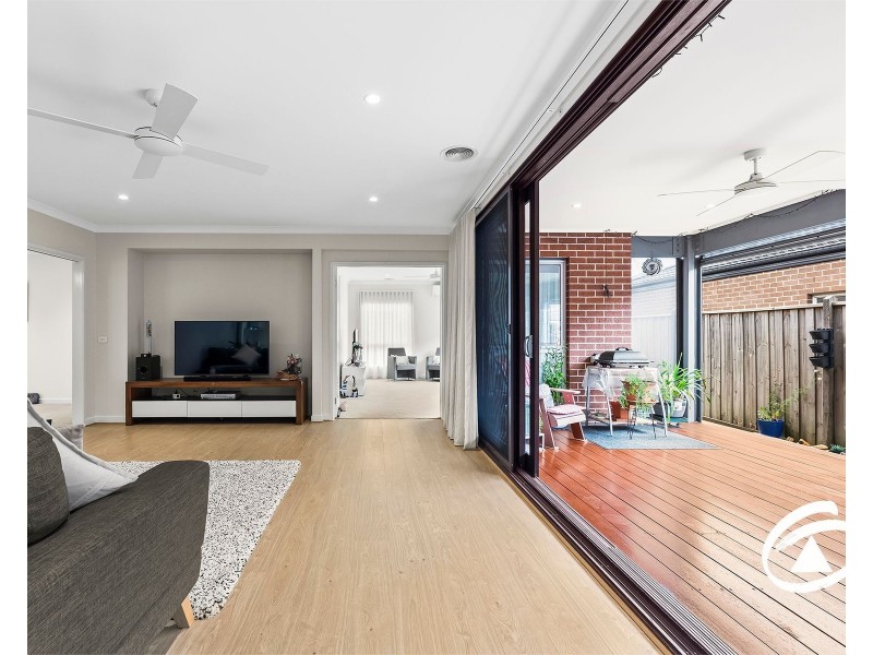 13 Moorgate Road, Clyde North VIC 3978