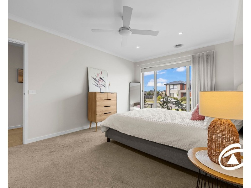 13 Moorgate Road, Clyde North VIC 3978