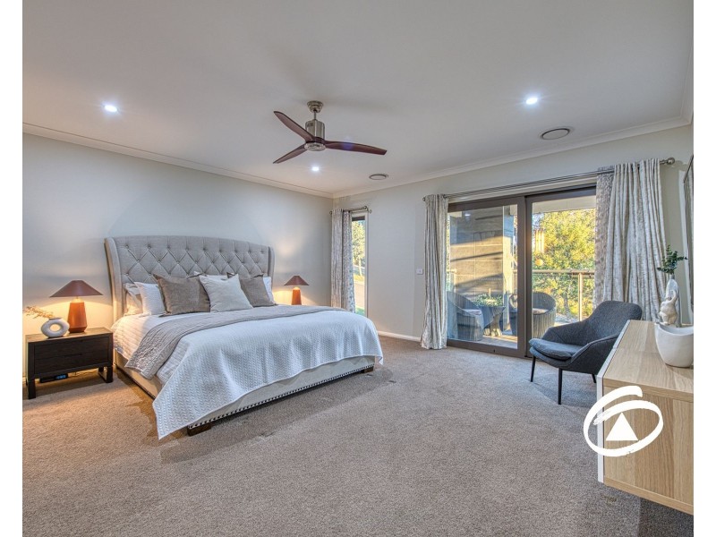 11 Axnick Rise, Officer VIC 3809