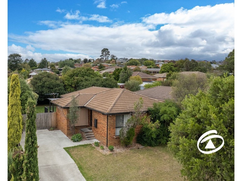 2 Elizabeth Court, Narre Warren VIC 3805