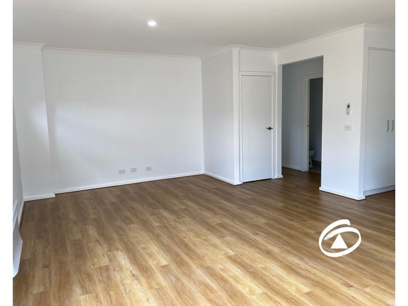 39 Cotswold Crescent, Officer VIC 3809