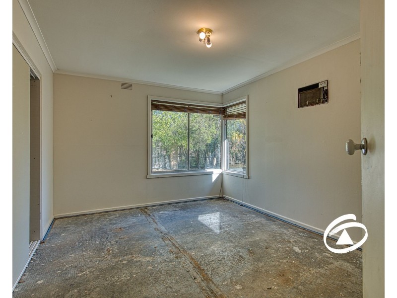 7 Campbell Parade, Cranbourne VIC 3977