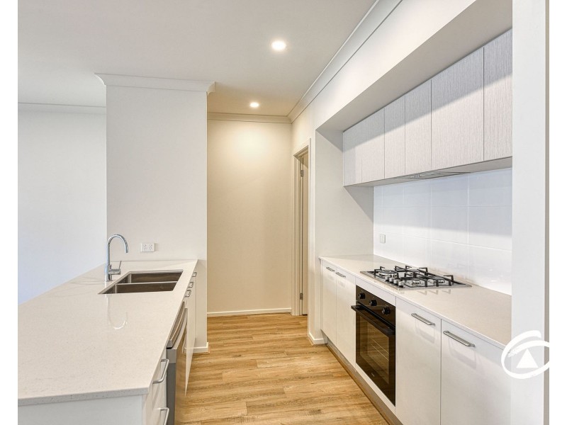 24 Borthwick Parade, Clyde North VIC 3978