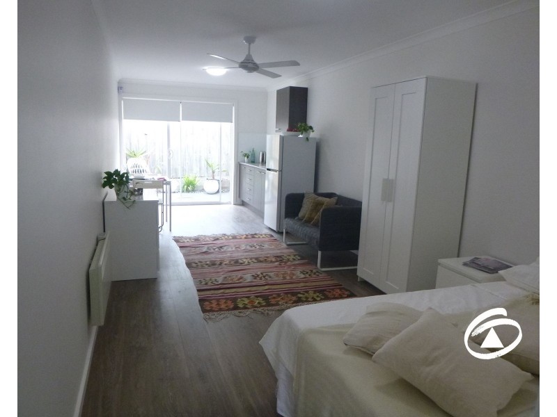 5/4 Cranbourne Drive, Cranbourne VIC 3977