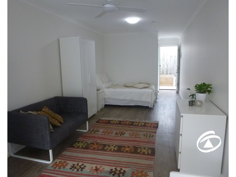 5/4 Cranbourne Drive, Cranbourne VIC 3977