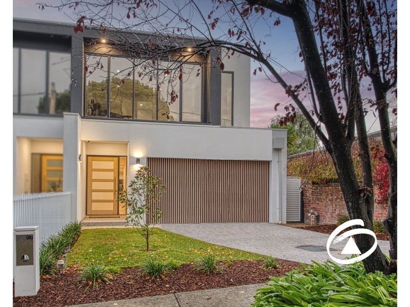 9B Hazeldene Court, Berwick VIC 3806