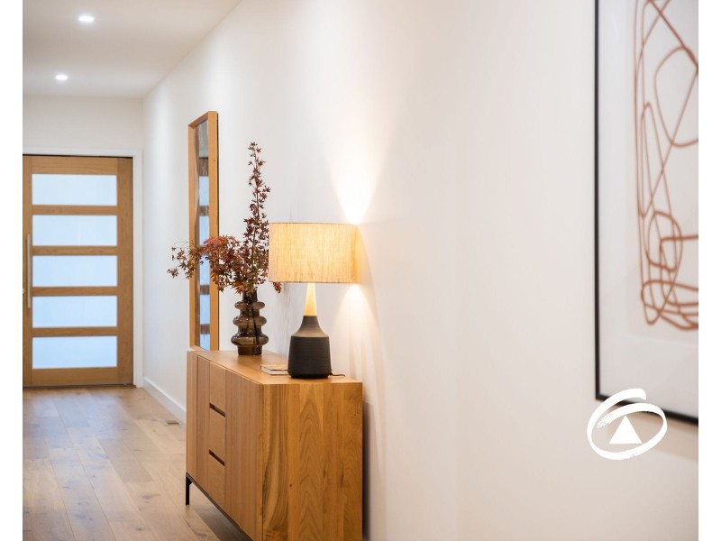 9B Hazeldene Court, Berwick VIC 3806