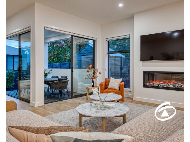 9B Hazeldene Court, Berwick VIC 3806