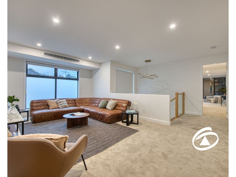 9B Hazeldene Court, Berwick VIC 3806