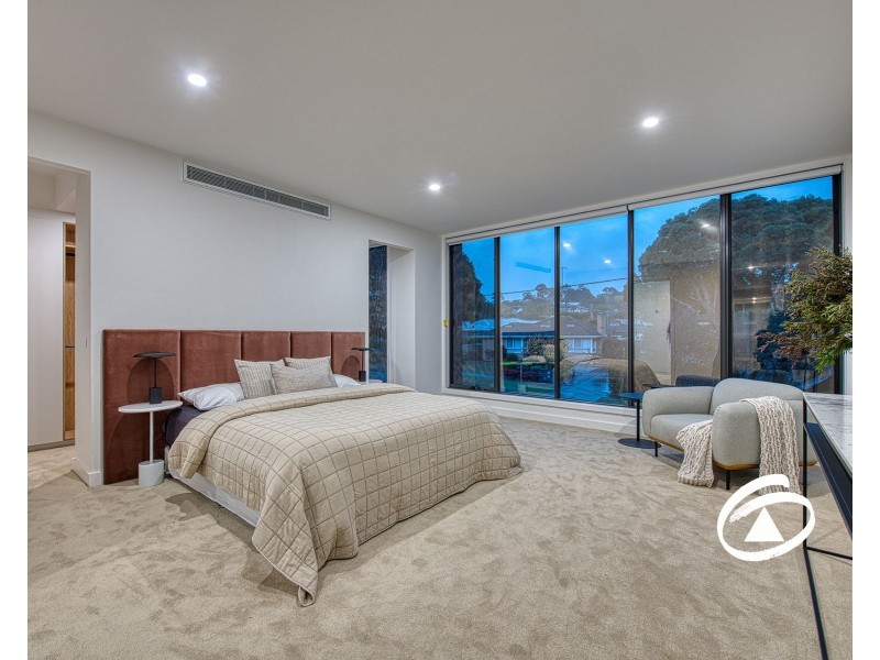 9B Hazeldene Court, Berwick VIC 3806