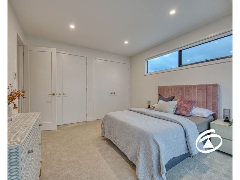 9B Hazeldene Court, Berwick VIC 3806