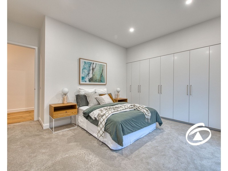 9B Hazeldene Court, Berwick VIC 3806